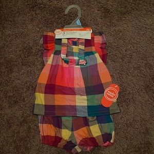 NWT! Wonder nation 3pc Summer Set! Top, Shorts, & headband!